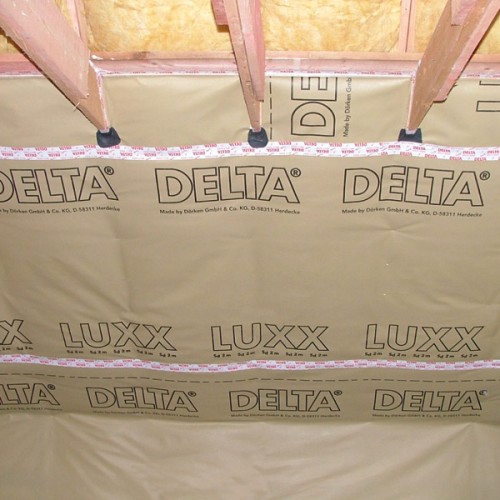 Активна пароізоляційна мембрана DELTA-LUXX